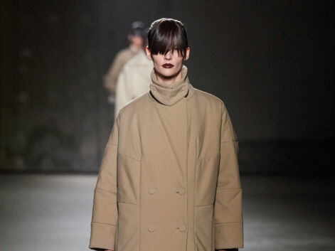 PARIS - DRIES VAN NOTEN : défilé automne-hiver 24-25