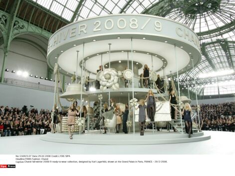 Karl Lagerfeld en 22 défilés Chanel iconiques