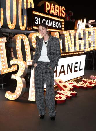 Kristen Stewart en tailleur pantalon tweed