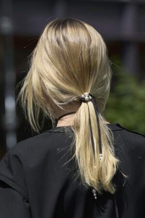 La ponytail bijou vue chez Sacai