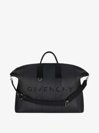 Sac en toile enduite, Givenchy
1750€