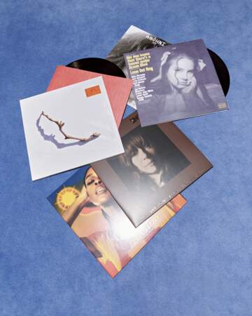 (De haut en bas) My Back Was a Bridge for You to Cross, d’Anohni and the Johnsons (Rough Trade Records). Did You Know That There’s a Tunnel Under Ocean Blvd, de Lana Del Rey (Polydor). I Inside the Old Year Dying, de PJ Harvey (Partisan Records). Cat Power Sings Dylan: The 1966 Royal Albert Hall Concert, de Cat
Power (Domino). The Age of Pleasure, de Janelle Monáe (Atlantic Records).