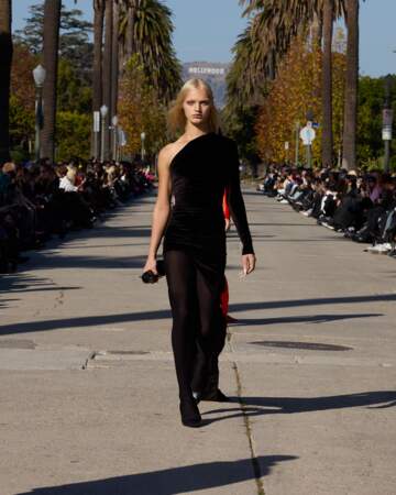 Le défilé Balenciaga Automne 2024 à Los Angeles, le 2 décembre 2023.