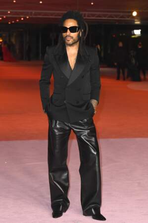 Lenny Kravitz en tenue Saint Laurent