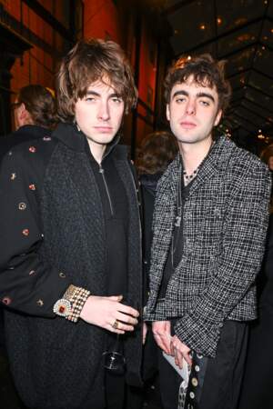 Gene Gallagher et Lennon Gallagher en Chanel 