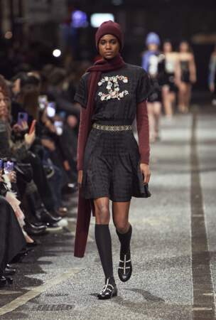 Le défilé Chanel Métiers d'art 2023 à Manchester, le 7 décembre 2023.