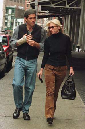 Carolyn Bessette-Kennedy et John Kennedy Jr, en 1997