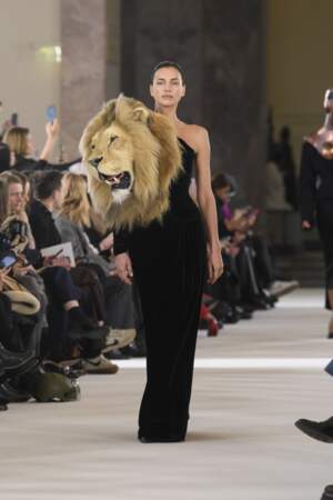 Le défilé Schiapparelli haute couture printemps-été 2023 