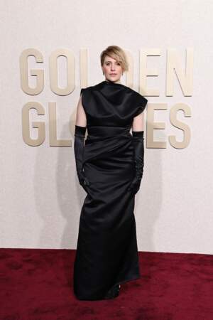 Greta Gerwig en robe sculpturale  Fendi 