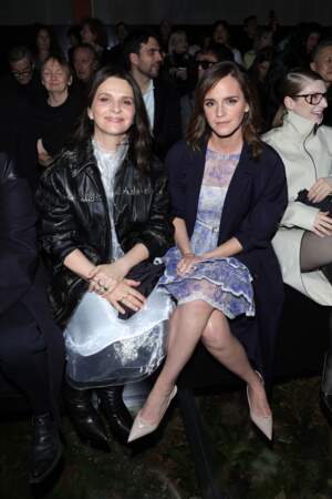 Juliette Binoche et Emma Watson au défilé Prada automne-hiver 2024-2025