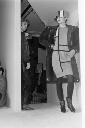 La robe pull inspiration Mondrian (automne-hiver 1980)