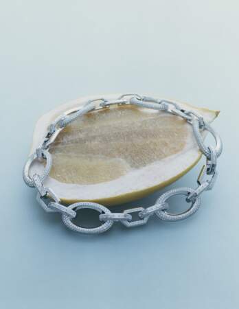 Bracelet Palmyre en or blanc serti de diamants Van Cleef & Arpels.