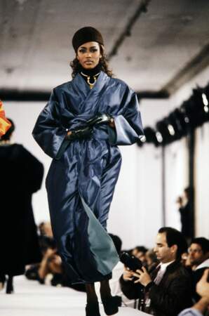 Naomi Campbell pour Isaac Mizrahi en 1991
