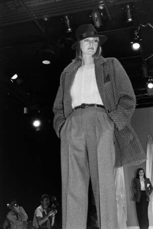 Christie Brinkley lors d'un défilé Anne Klein, en 1980