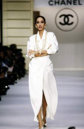Le mannequin Pat Cleveland, pour Chanel, en 1986